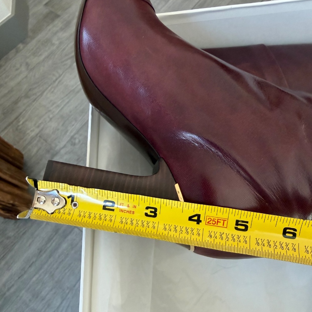 Marc Jacobs Knee-High Heeled Boots Bordeaux Size 7.5 (37.5) - Picture 5 of 6